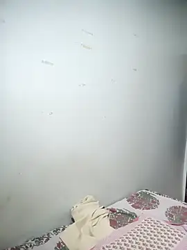 Snapshot of teencouples00457 chatting on 04/24/26, 10:18 teencouples00457 online show from 04/24/26, 10:18