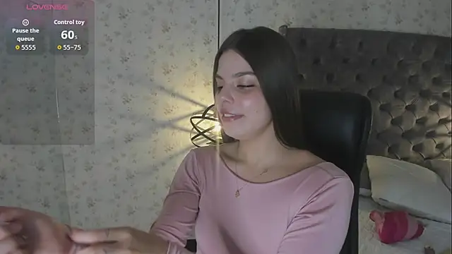 LanaJones  online show from 07/04/26, 01:39