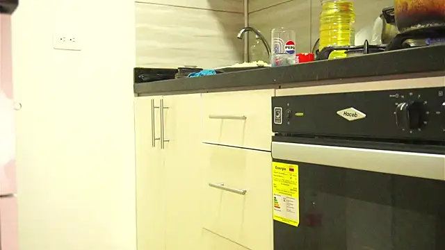 Xgirlxxx online show from 10/03/25, 10:07