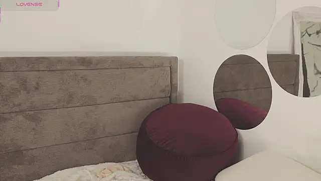 LikaBerry1 online show from 10/01/25, 10:10