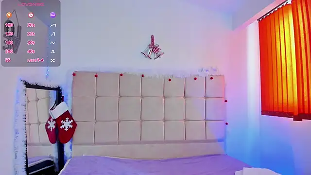 ZuryRamirez  online show from 12/15/24, 06:48