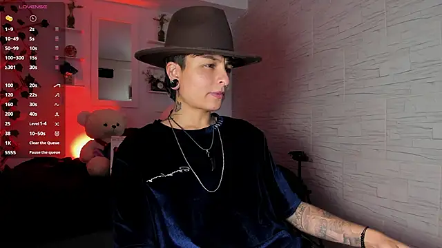 ZuryRamirez  online show from 09/30/25, 07:19