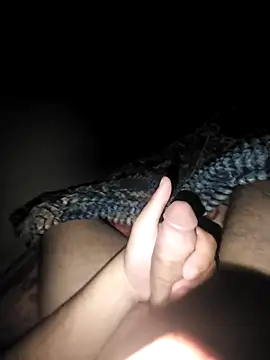 Snapshot of ch___ro69 chatting on 10/09/25, 01:58 ch   ro69 online show from 10/09/25, 01:58