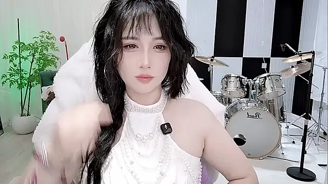 Vaness-a online show from 10/05/25, 03:21