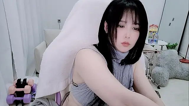 Snapshot of Vaness-a chatting on 03/23/26, 06:45 Vaness-a online show from 03/23/26, 06:45