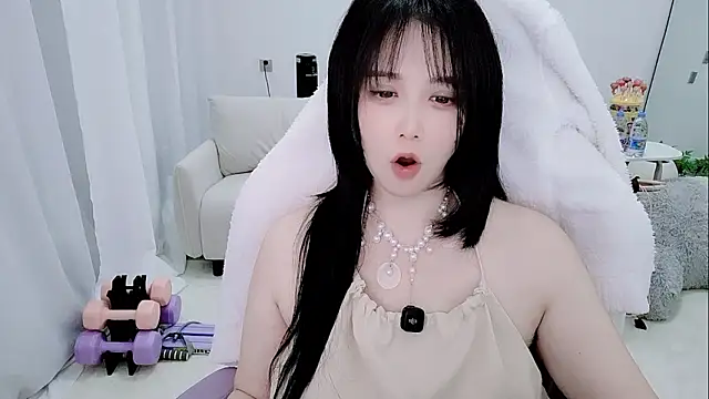 Snapshot of Vaness-a chatting on 03/25/26, 04:46 Vaness-a online show from 03/25/26, 04:46