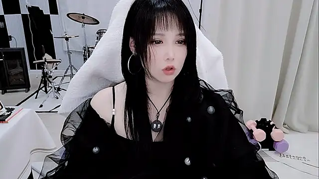 Snapshot of Vaness-a chatting on 04/03/26, 06:28 Vaness-a online show from 04/03/26, 06:28