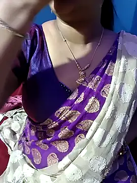 Snapshot of Vaishali90 chatting on 12/10/24, 09:00 Vaishali90 online show from 12/10/24, 09:00