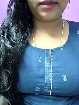Snapshot of Vaishali90 chatting on 01/06/25, 10:13 Vaishali90 online show from 01/06/25, 10:13