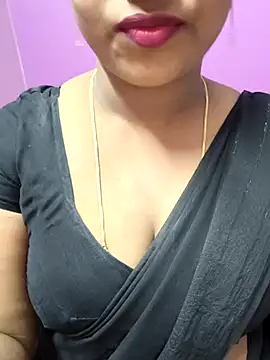 Snapshot of Vaishali90 chatting on 02/20/25, 05:40 Vaishali90 online show from 02/20/25, 05:40