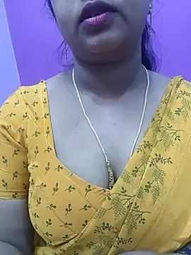 Snapshot of Vaishali90 chatting on 03/12/25, 05:07 Vaishali90 online show from 03/12/25, 05:07