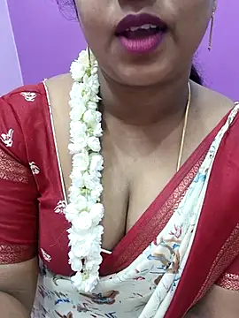 Snapshot of Vaishali90 chatting on 03/18/25, 04:59 Vaishali90 online show from 03/18/25, 04:59