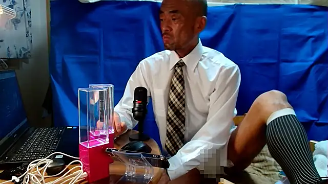 heita omori online show from 11/21/25, 01:21