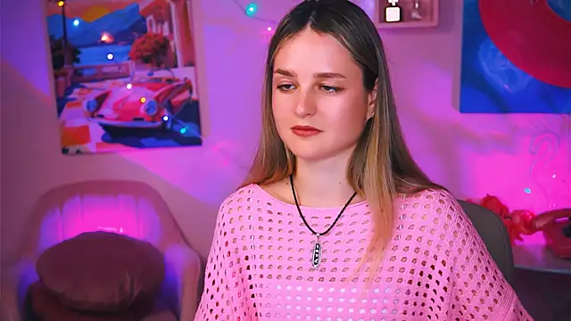 DeboraLarson online show from 12/13/24, 01:01