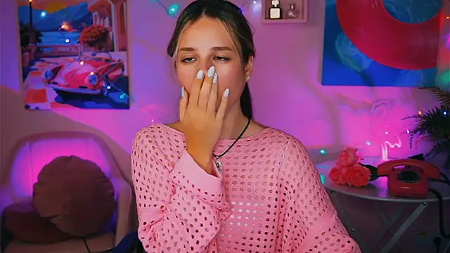 DeboraLarson online show from 12/15/24, 10:58