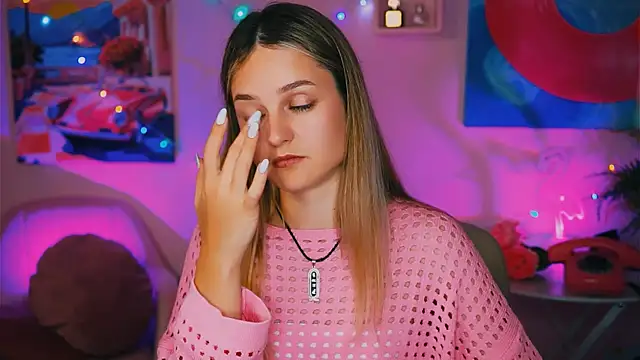 DeboraLarson online show from 12/16/24, 02:04