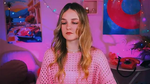 DeboraLarson online show from 12/24/24, 07:06