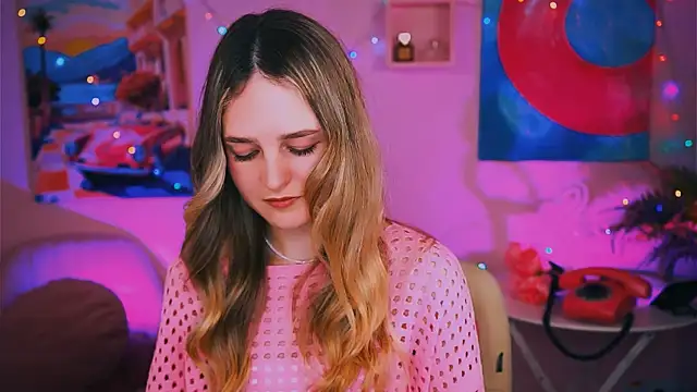 DeboraLarson online show from 12/24/24, 10:11