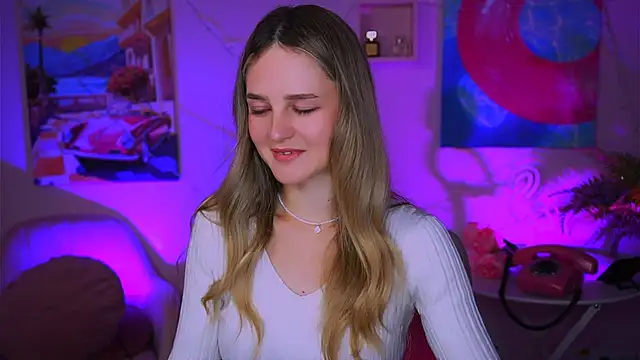 DeboraLarson online show from 12/25/24, 04:12