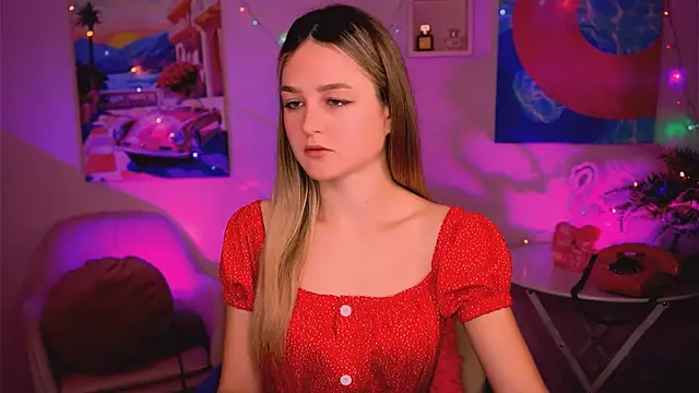 DeboraLarson online show from 12/29/24, 04:16