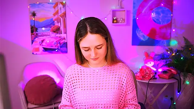 DeboraLarson online show from 01/28/25, 11:17