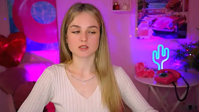 DeboraLarson online show from 03/10/25, 06:49