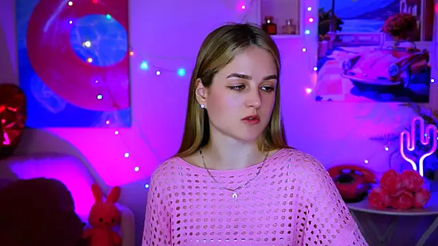 DeboraLarson online show from 03/21/25, 07:55