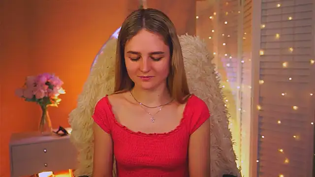 Snapshot of DeboraLarson chatting on 03/02/26, 05:52 DeboraLarson online show from 03/02/26, 05:52