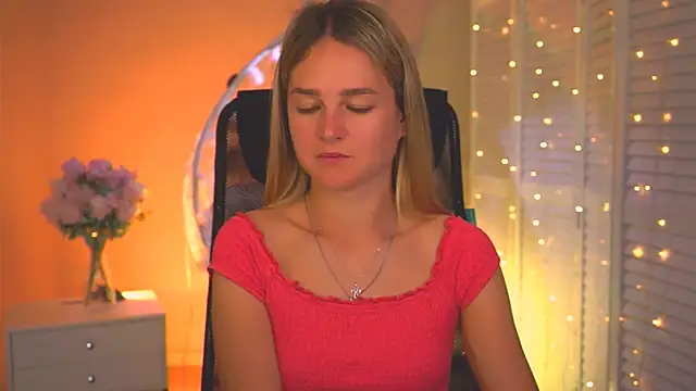 DeboraLarson online show from 05/25/26, 03:12