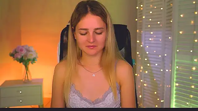 DeboraLarson online show from 06/30/26, 02:45