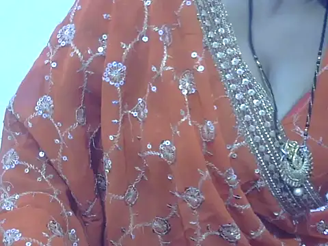 Snapshot of HOT-SEEMAA chatting on 04/29/26, 06:25 HOT-SEEMAA online show from 04/29/26, 06:25