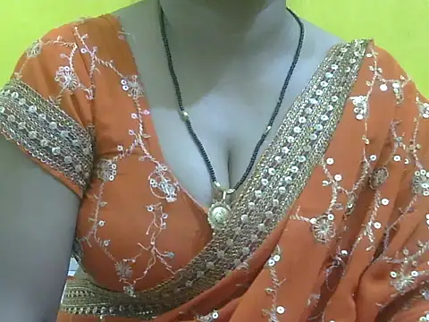 Snapshot of HOT-SEEMAA chatting on 06/06/26, 07:40 HOT-SEEMAA online show from 06/06/26, 07:40