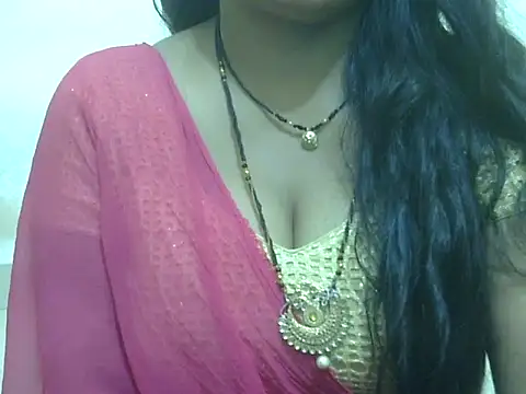 Snapshot of HOT-SEEMAA chatting on 06/21/26, 05:04 HOT-SEEMAA online show from 06/21/26, 05:04