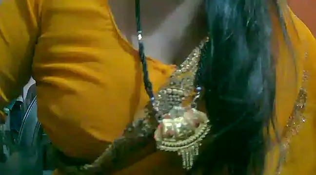 Snapshot of LOVE-SUSHILA chatting on 02/05/25, 03:45 LOVE-SUSHILA online show from 02/05/25, 03:45