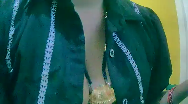 Snapshot of LOVE-SUSHILA chatting on 02/11/25, 12:37 LOVE-SUSHILA online show from 02/11/25, 12:37