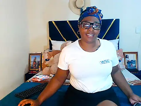 Snapshot of veronica1xxx chatting on 02/06/26, 08:12 veronica1xxx online show from 02/06/26, 08:12