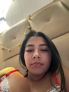 Snapshot of darsha_90 chatting on 12/28/24, 03:04 darsha 90 online show from 12/28/24, 03:04