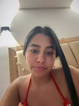 Snapshot of darsha_90 chatting on 01/14/25, 03:22 darsha 90 online show from 01/14/25, 03:22