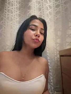 Snapshot of darsha_90 chatting on 03/22/25, 03:09 darsha 90 online show from 03/22/25, 03:09