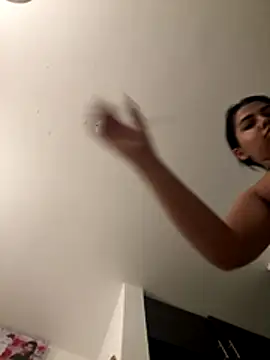 Snapshot of darsha_90 chatting on 10/25/25, 01:13 darsha 90 online show from 10/25/25, 01:13