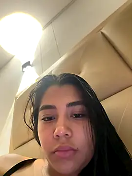 Snapshot of darsha_90 chatting on 11/08/25, 11:14 darsha 90 online show from 11/08/25, 11:14