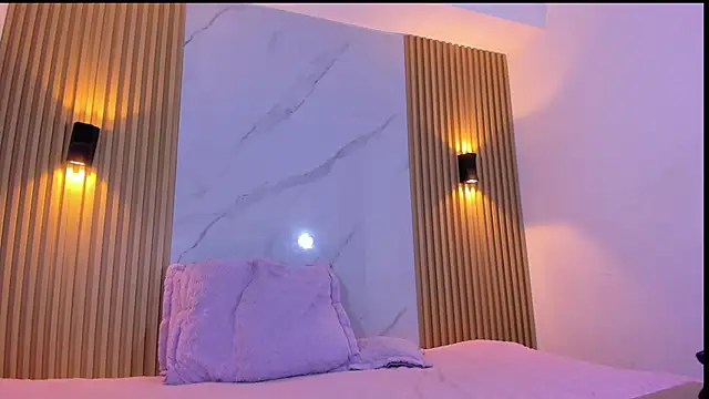 Snapshot of miss_Ari chatting on 10/31/25, 07:26 miss Ari online show from 10/31/25, 07:26