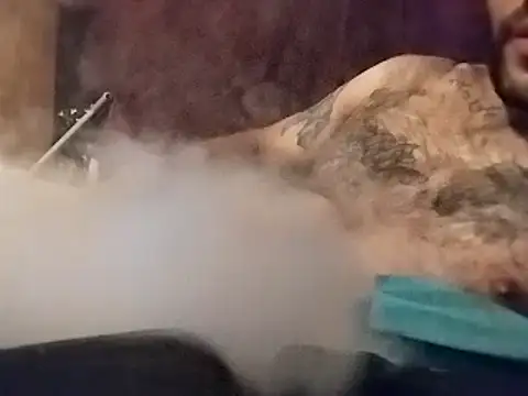 Snapshot of workhard87 chatting on 12/21/24, 07:49 workhard87 online show from 12/21/24, 07:49