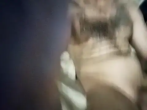 Snapshot of workhard87 chatting on 12/28/24, 12:45 workhard87 online show from 12/28/24, 12:45