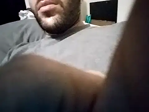 Snapshot of workhard87 chatting on 02/02/25, 05:48 workhard87 online show from 02/02/25, 05:48