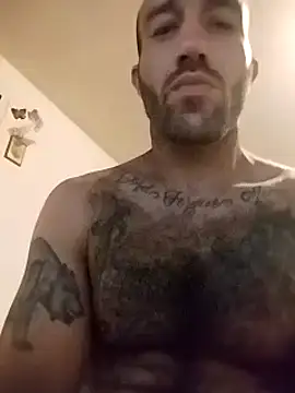 Snapshot of workhard87 chatting on 02/28/25, 03:59 workhard87 online show from 02/28/25, 03:59