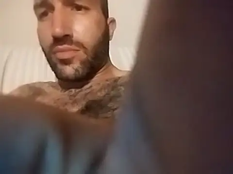 Snapshot of workhard87 chatting on 03/08/25, 11:18 workhard87 online show from 03/08/25, 11:18