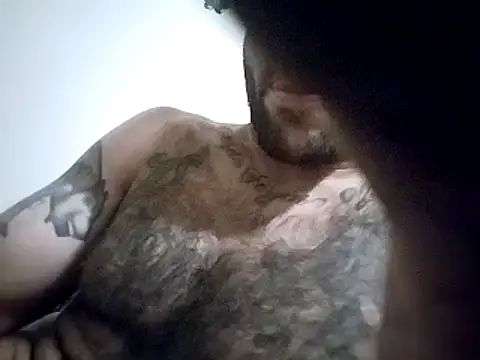 Snapshot of workhard87 chatting on 03/11/25, 07:15 workhard87 online show from 03/11/25, 07:15