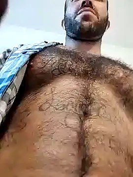 Snapshot of workhard87 chatting on 03/17/25, 11:00 workhard87 online show from 03/17/25, 11:00