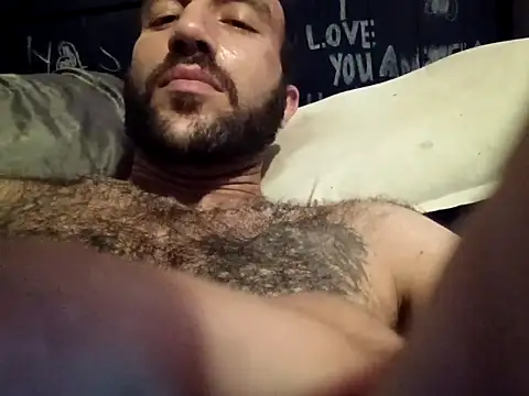 Snapshot of workhard87 chatting on 09/24/25, 02:53 workhard87 online show from 09/24/25, 02:53